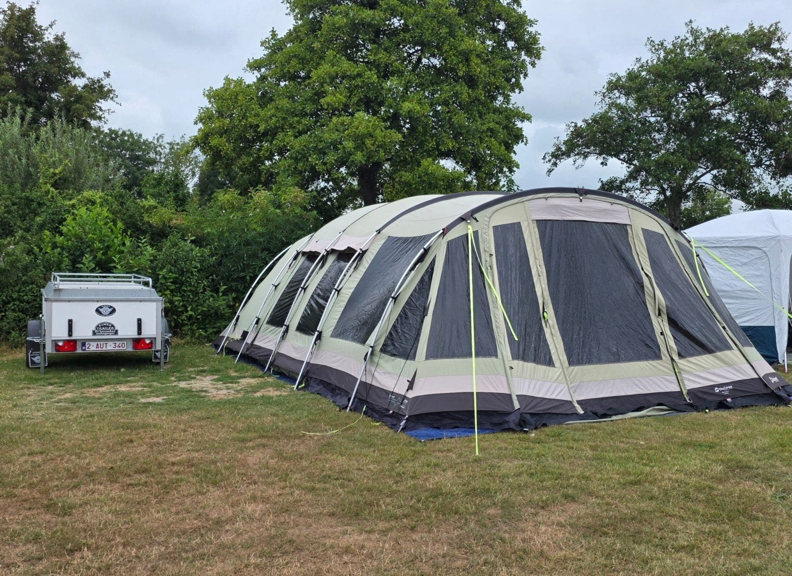 grote tent met 3 slaapkamers, Enlèvement