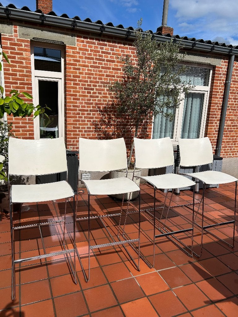 Barkrukken designe Curvy, Huis en Inrichting, Barkrukken, Kunststof, 60 tot 90 cm, Ophalen of Verzenden, Zo goed als nieuw