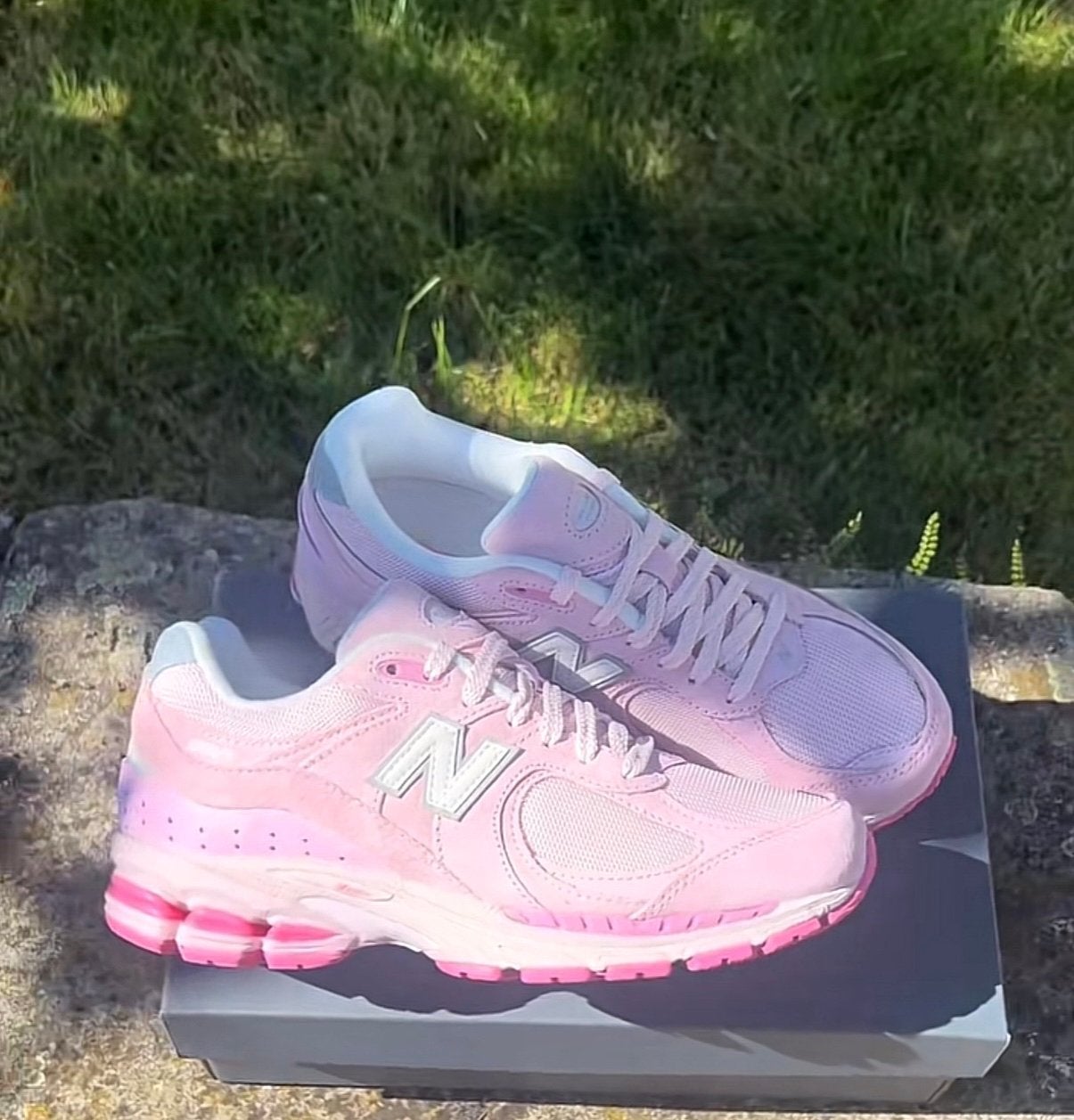 New Balance 2002r Pink Size EU 40 US W7 New, Vêtements | Femmes, Enlèvement ou Envoi, Rose, Sneakers et Baskets, Comme neuf