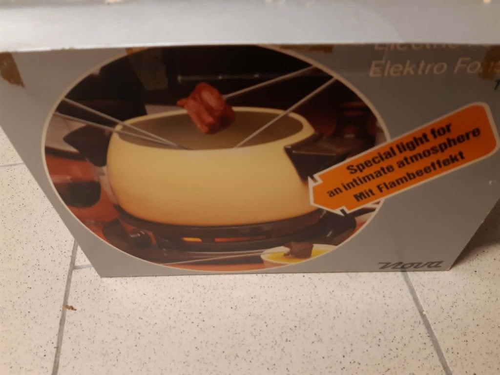 ELEKTRISCHE FONDUE, Electroménager, Enlèvement, Comme neuf, Électrique, Poêle à fondue
