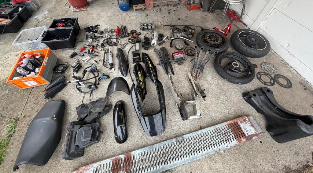 Yamaha Fazer 600 (FZS600) onderdelenpartij, Motoren, Ophalen, Gebruikt