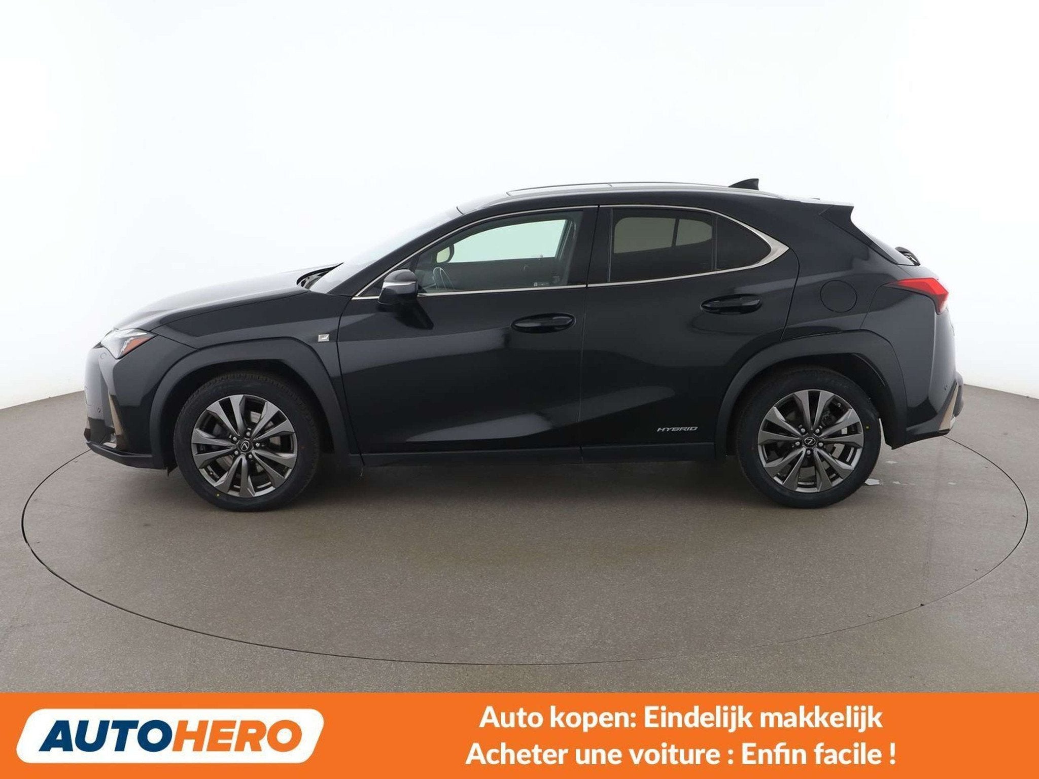 Lexus UX 250H UX 250h E-Four F SPORT (automatique), Cuir, Achat, 135 kW, Volant multifonction