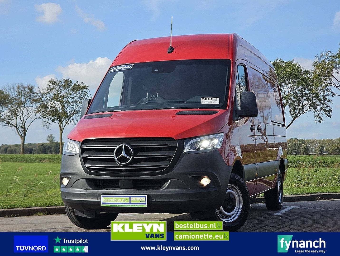 Mercedes-Benz SPRINTER 319 L2H2 RWD 3.5t-Trekhaak 2x Schuifd, Rouge, Achat, Verrouillage central, Entreprise
