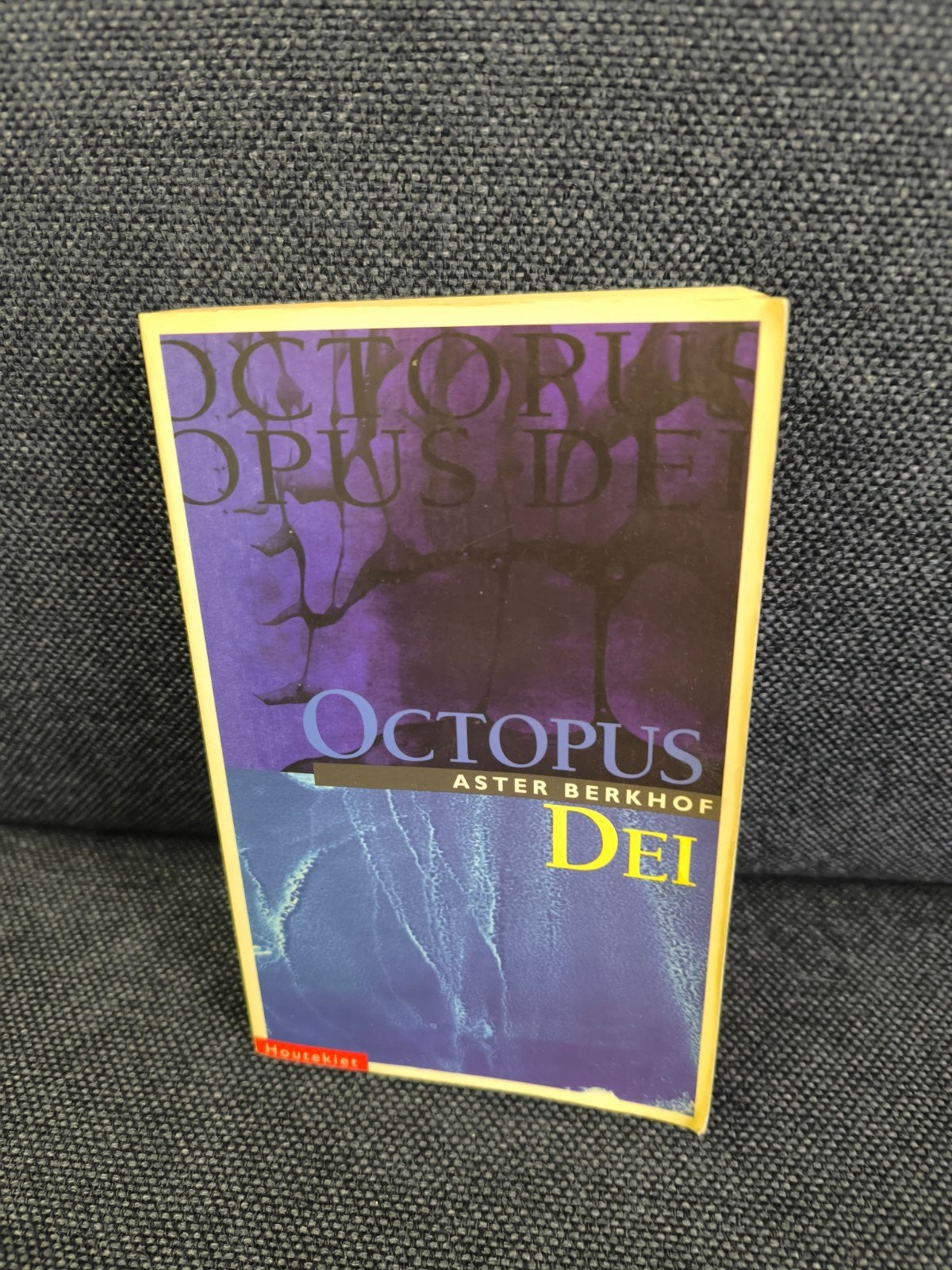0ctopus dei (Aster Berkhof), Boeken, Ophalen, Zo goed als nieuw, Aster Berkhof, België