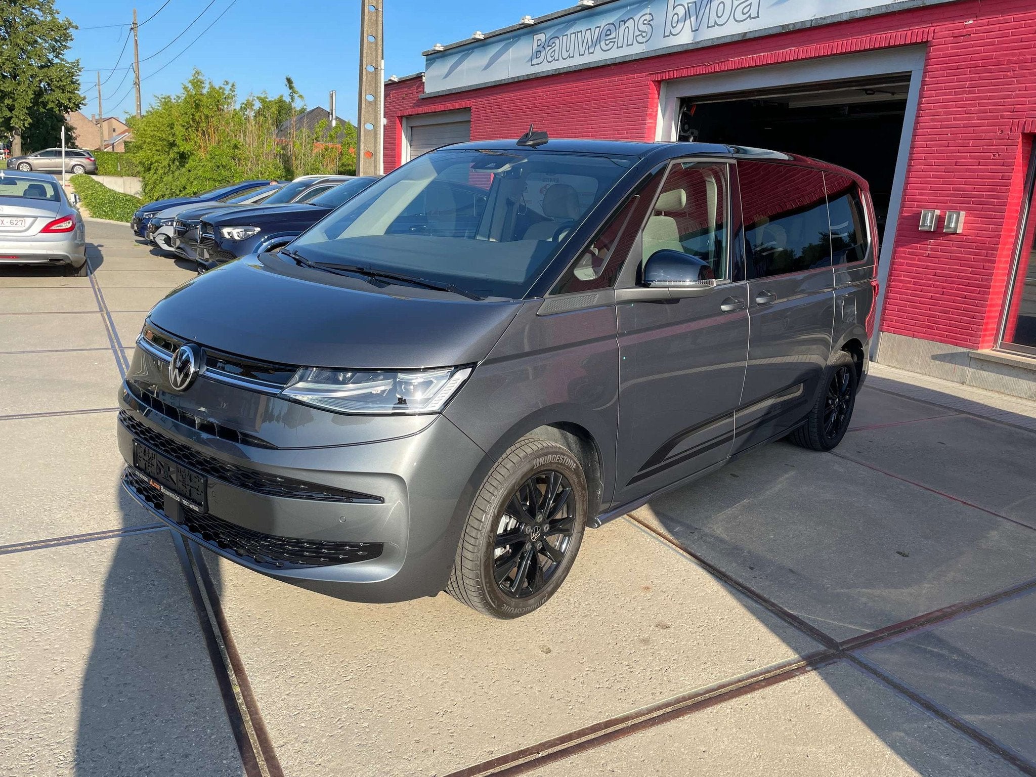 Volkswagen T7 Multivan 1.4 TSI PHEV EDITION PANO CAMERA 18", Autos, 1395 cm³, Argent ou Gris, Achat, Entreprise