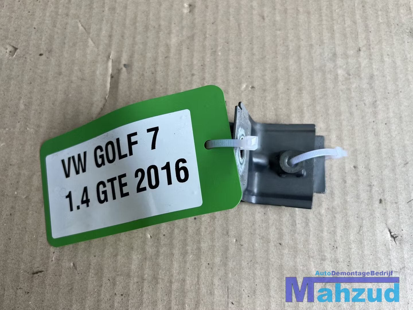 VW GOLF 7 Links voor scherm voorscherm steun 2012-2021, Auto-onderdelen, Gebruikt, Volkswagen, Volkswagen AG, Voor