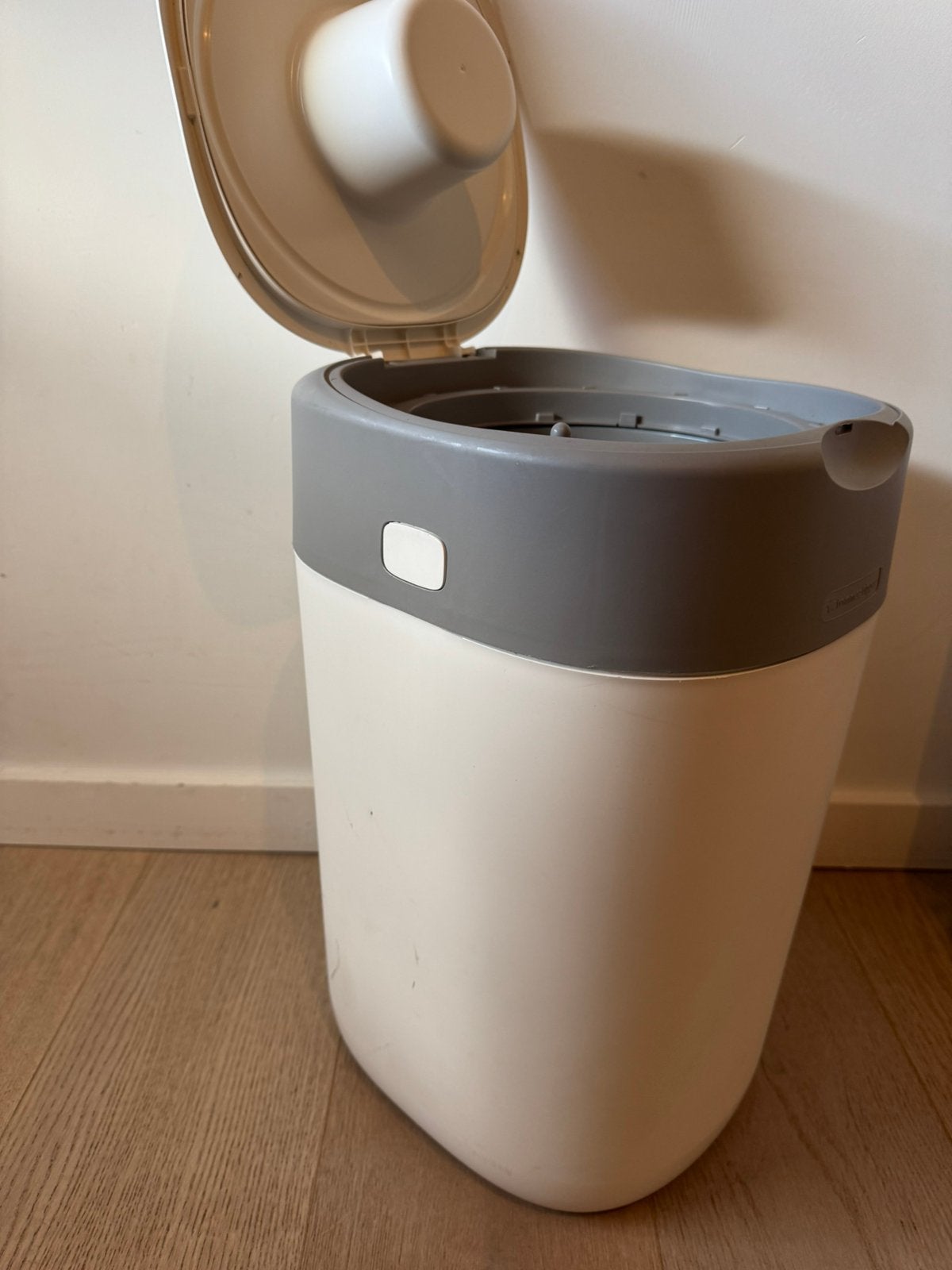 Tommee Tippee twist sangic - pampervuilbak, Kinderen en Baby's, Ophalen, Gebruikt, Luieremmer