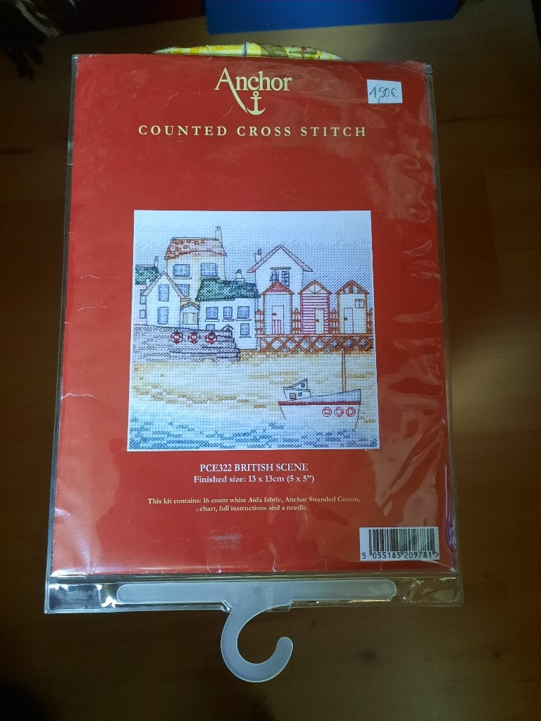 Counted Cross Stitch - British Scene - PCE322 - Anchor, Hobby en Vrije tijd, Borduren en Borduurmachines, Ophalen, Gebruikt, Handborduren
