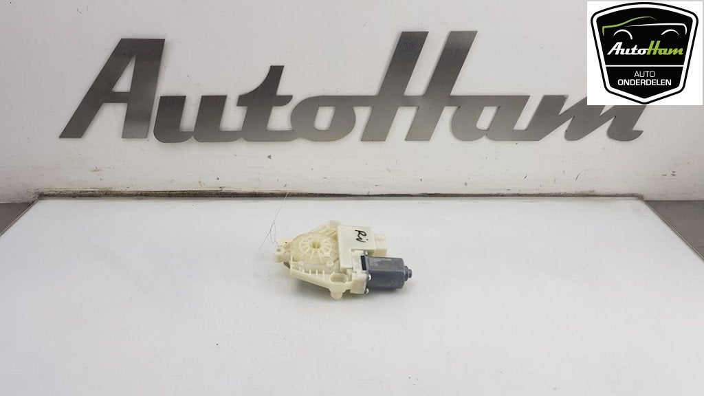 MOTEUR LEVE VITRE ELECTRIQUE Skoda Rapid (|5JA959812E|), Utilisé, Skoda