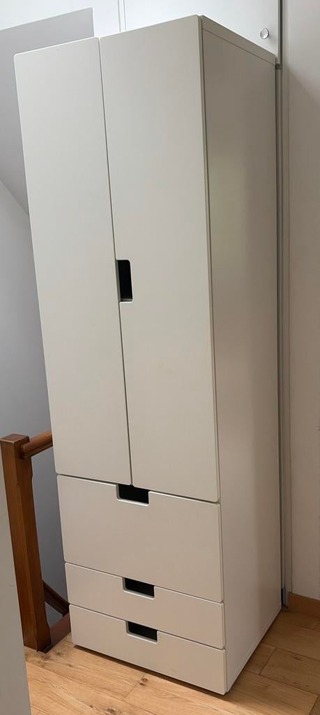 A vendre armoire ikea  (3 tiroirs & placard 4 etageres), Maison & Meubles, Armoires | Penderies & Garde-robes, Enlèvement, Utilisé