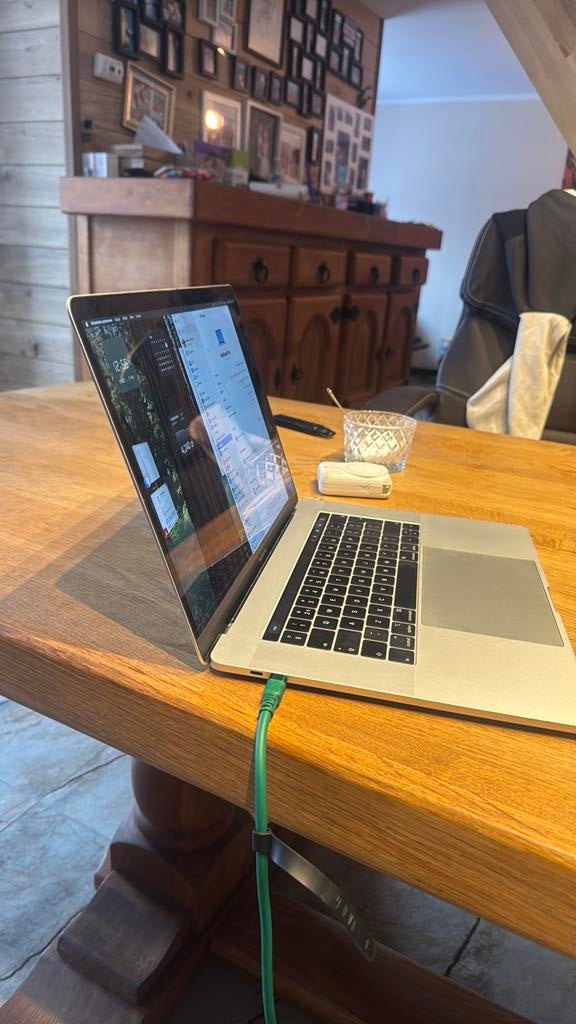 Macbook pro i9 2.9 ghz 2018 16gb ram, Enlèvement, Comme neuf, 16 GB, MacBook