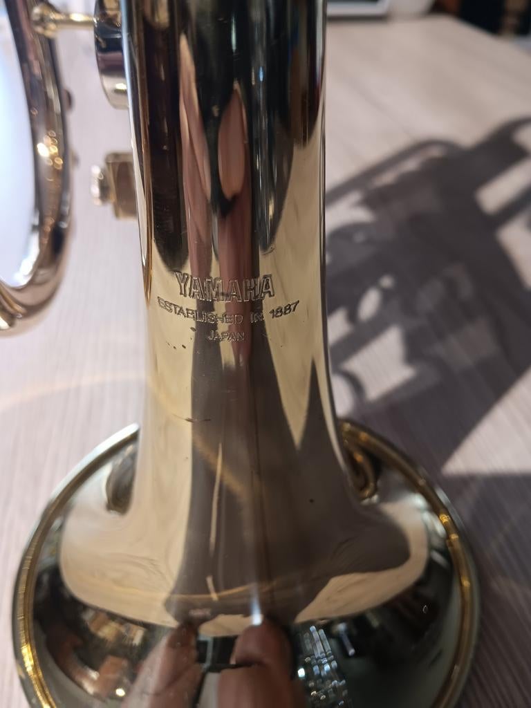 Cornet yamaha, Muziek en Instrumenten, Blaasinstrumenten | Tuba's, Ophalen
