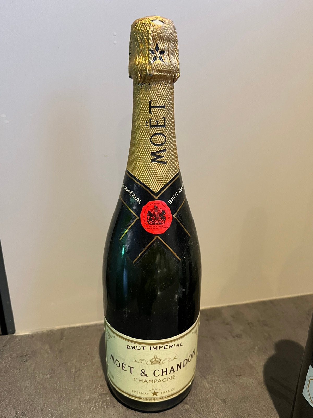 Moet & chandon, Collections, Enlèvement ou Envoi, Comme neuf, Champagne