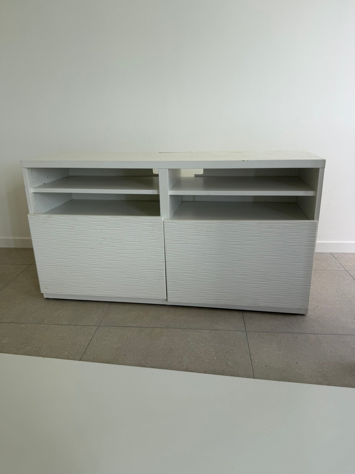Meuble tv ikea, Maison & Meubles, Enlèvement, Comme neuf