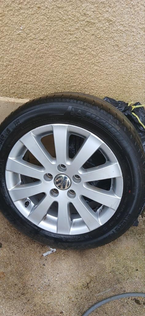 4 jantes Volkswagen diamètre 16, Autos : Pièces & Accessoires, Enlèvement, Jante(s)