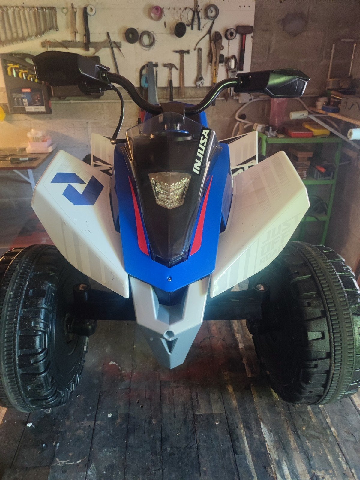 Quad électrique Injuza, Enlèvement, Utilisé