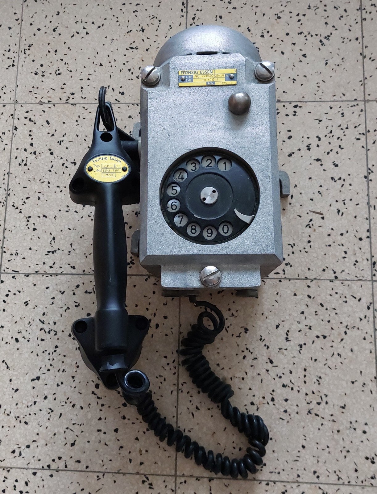 Vintage téléphone Ternsig Essen, Télécoms, Enlèvement ou Envoi, Utilisé, Bakélite