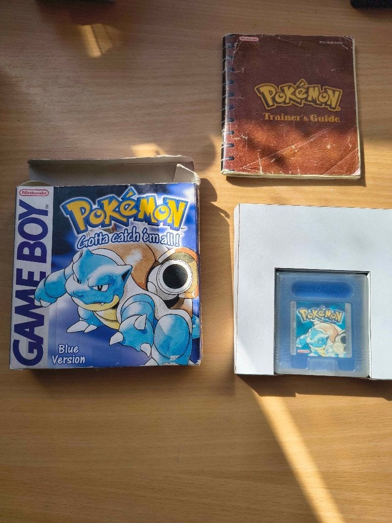 Pokemon blue Game boy compleet, Games en Spelcomputers, Ophalen of Verzenden, Gebruikt
