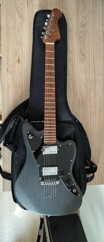 Fazley outlaw maverick plus HH black, Muziek en Instrumenten, Ophalen, Zo goed als nieuw