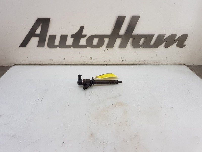 INJECTEUR FAP Volvo V70 (SW) (01-1999/12-2008), Robert Bosch AG, Robert-Bosch-Allee 1
74232  Abstatt, DE, Engineering@bosch.com