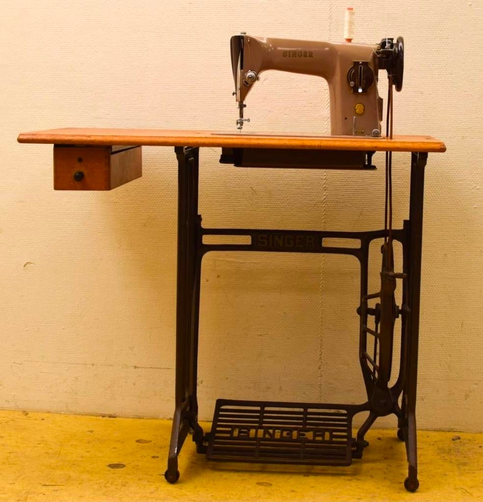 Singer naaimachine, Antiek en Kunst, Antiek | Naaimachines, Ophalen