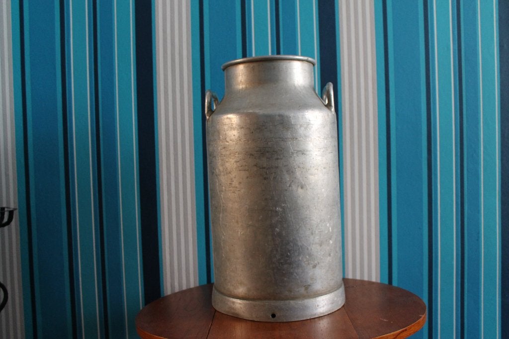Pot à lait vintage, Enlèvement