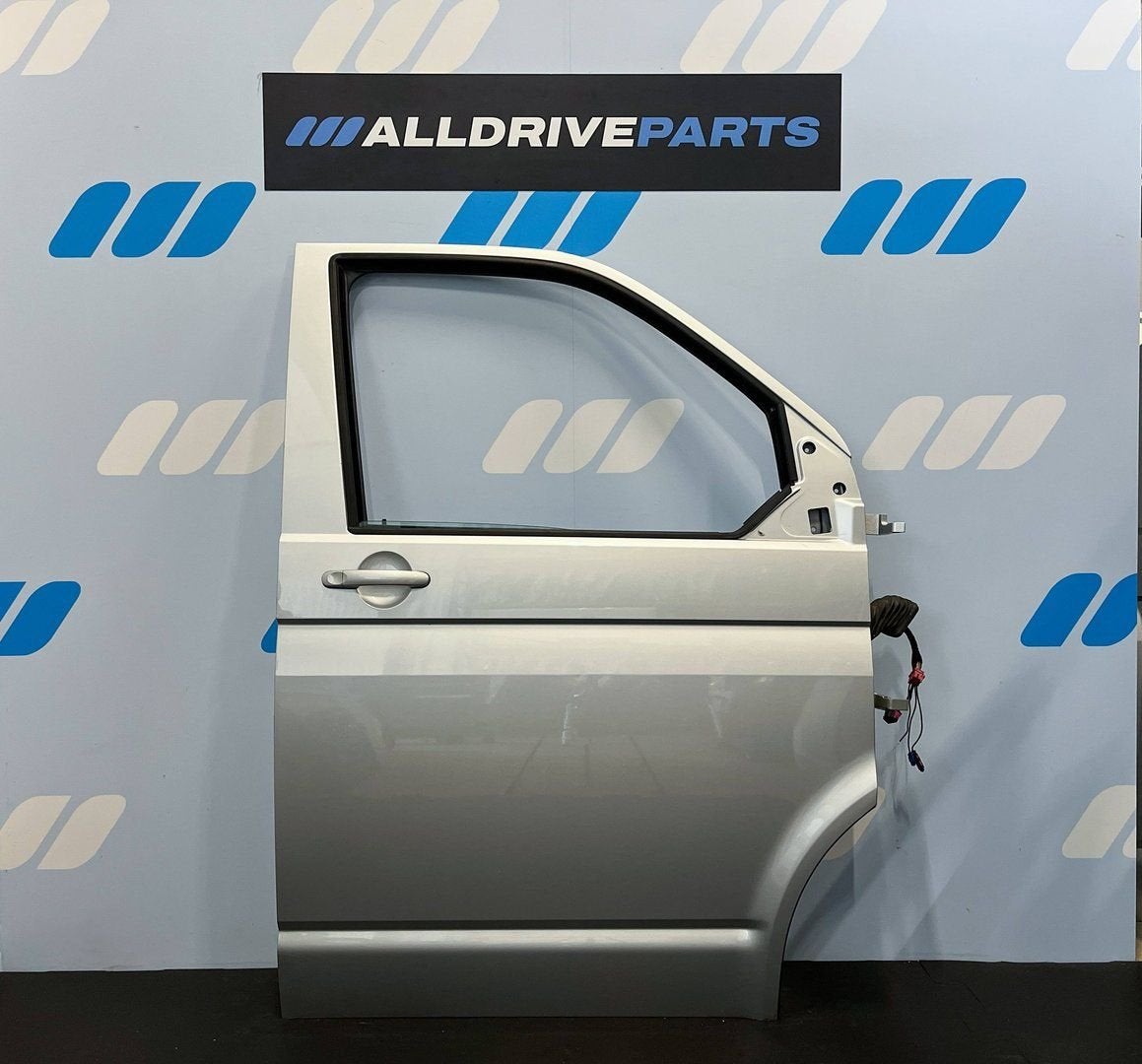 Voorportier rechts Volkswagen T6 Zilvergrijs LA7W 7LA831056, -, Utilisé, Porte, Avant