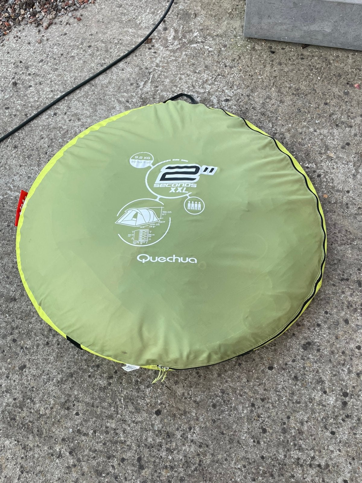 Quecha tent xxl 4 personen gescheurd zeil, Ophalen, Gebruikt