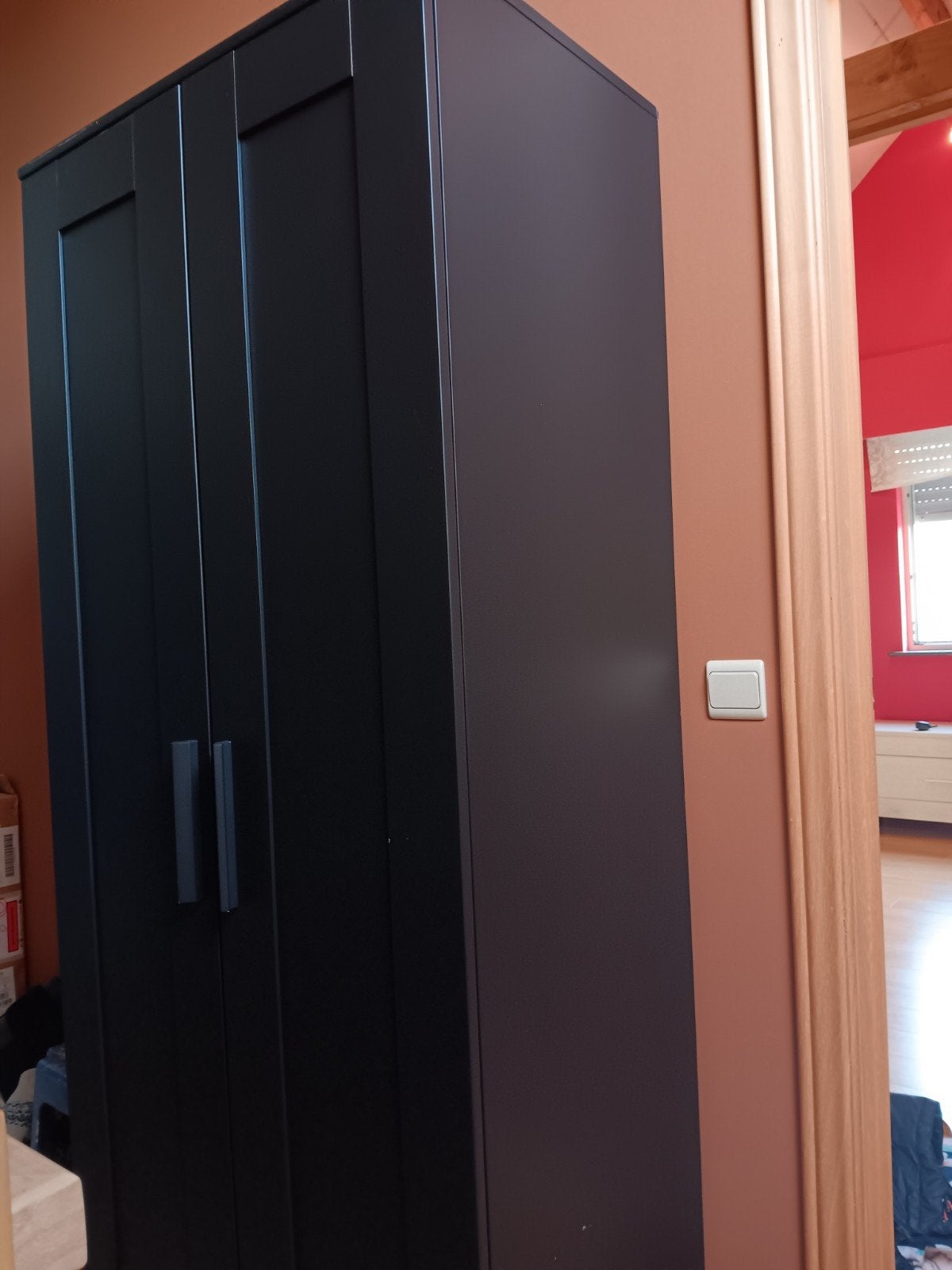 2deurs Ikea kleerkast donkerbruin, Huis en Inrichting, Kasten | Kleerkasten, Gebruikt, Ophalen