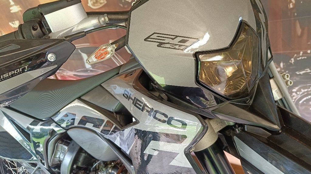 Sherco SM-RS 50 BlackMoon Edition 2023, Fietsen en Brommers, 6 versnellingen, Zo goed als nieuw, 50 cc, Ophalen