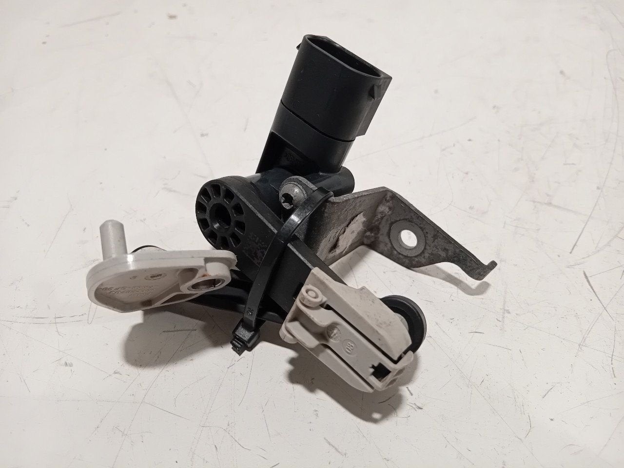 Sensor BMW 2 serie, Auto-onderdelen, Onderdelen@venauto.nl, Van der Ven Autorecycling B.V., Gebruikt, Ettenseweg 76, 4706 PB Roosendaal, The Netherlands