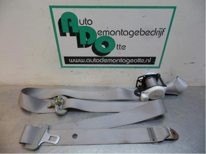 Ceinture de sécurité arrière droite d'un Nissan X-Trail (, -, Utilisé, -, Nissan