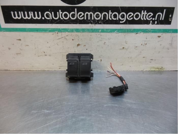 Commutateur vitre électrique d'un Audi A3 (A3 96-), -, Audi, Utilisé, -