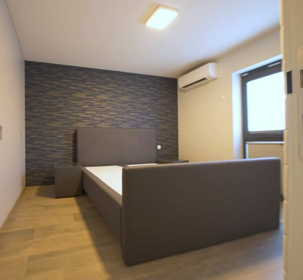 Swiss sense boxspring en nachtkastjes, Ophalen, Tweepersoons, Zo goed als nieuw, 180 cm