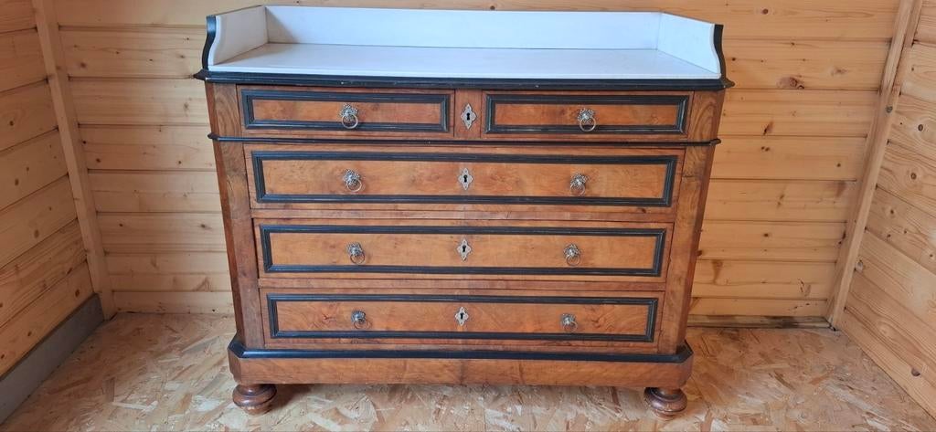 Antieke commode met marmeren blad, Ophalen