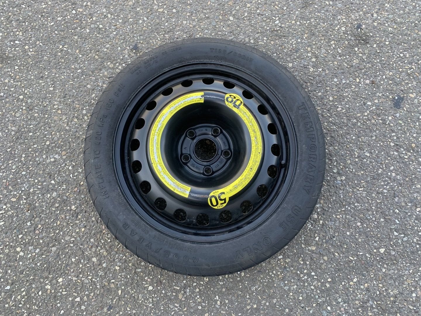 thuiskomer audi A4 17 inch 5x112 naaf 57,1 hoogte 60 cm, Auto-onderdelen, Gebruikt, -, -, Banden en Velgen