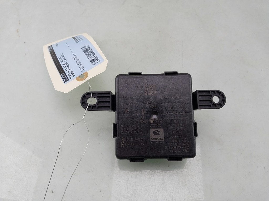 MODULE KEYLESS VEHICLE Octavia Combi (NXAC) (|5WA959436B|), Gebruikt, Info@skoda-auto.de, Skoda, Max-Planck-Straße  3-5
64331  Weiterstadt, DE