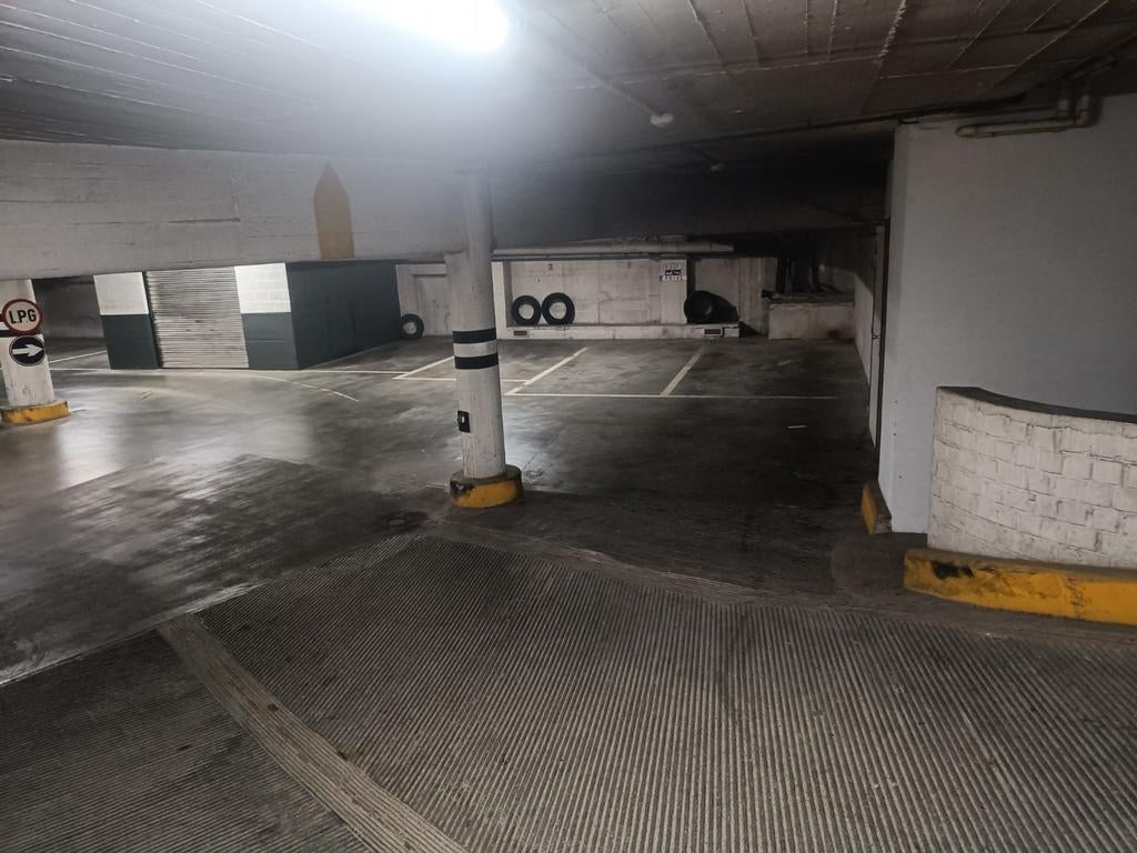 Staanplaats Van Eyckstraat 28 1050, Brussel