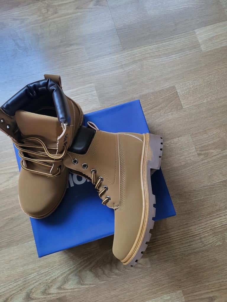 Chaussures Moza-X pointure 34, Neuf, Garçon, Enlèvement ou Envoi, Bottines