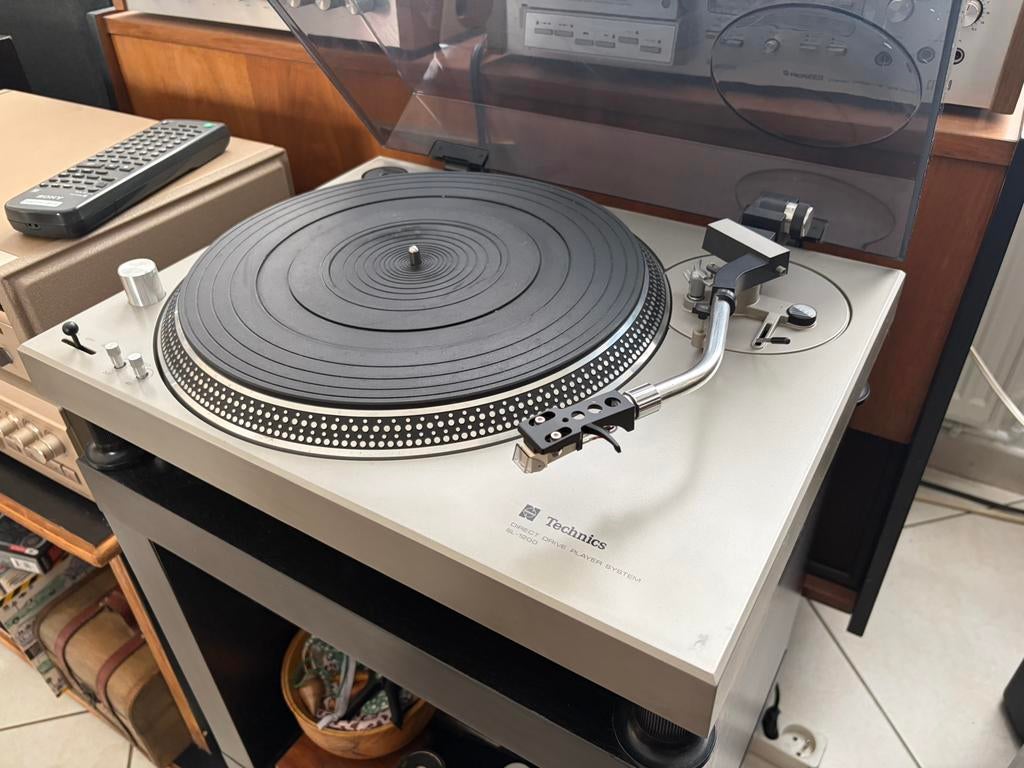 excellente platine vinyle technics SL1200 mk1, Audio, Tv en Foto, Platenspelers, Zo goed als nieuw, Technics, Ophalen of Verzenden