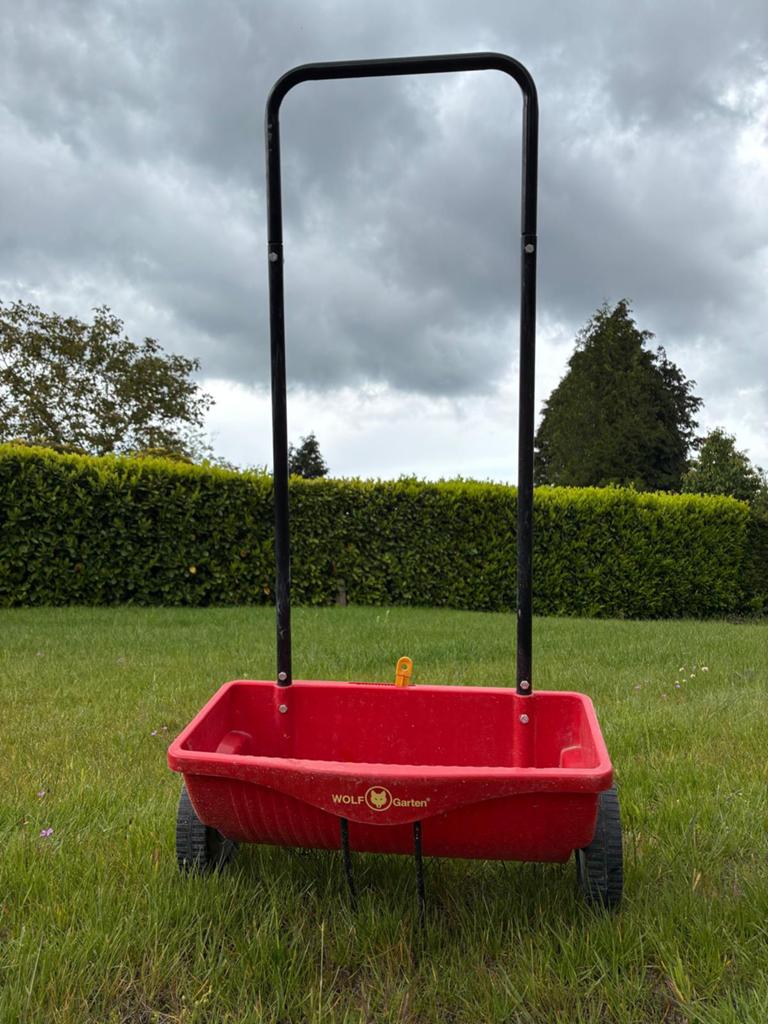 Worlf garten strooiwagen, Tuin en Terras, Ophalen, Zo goed als nieuw