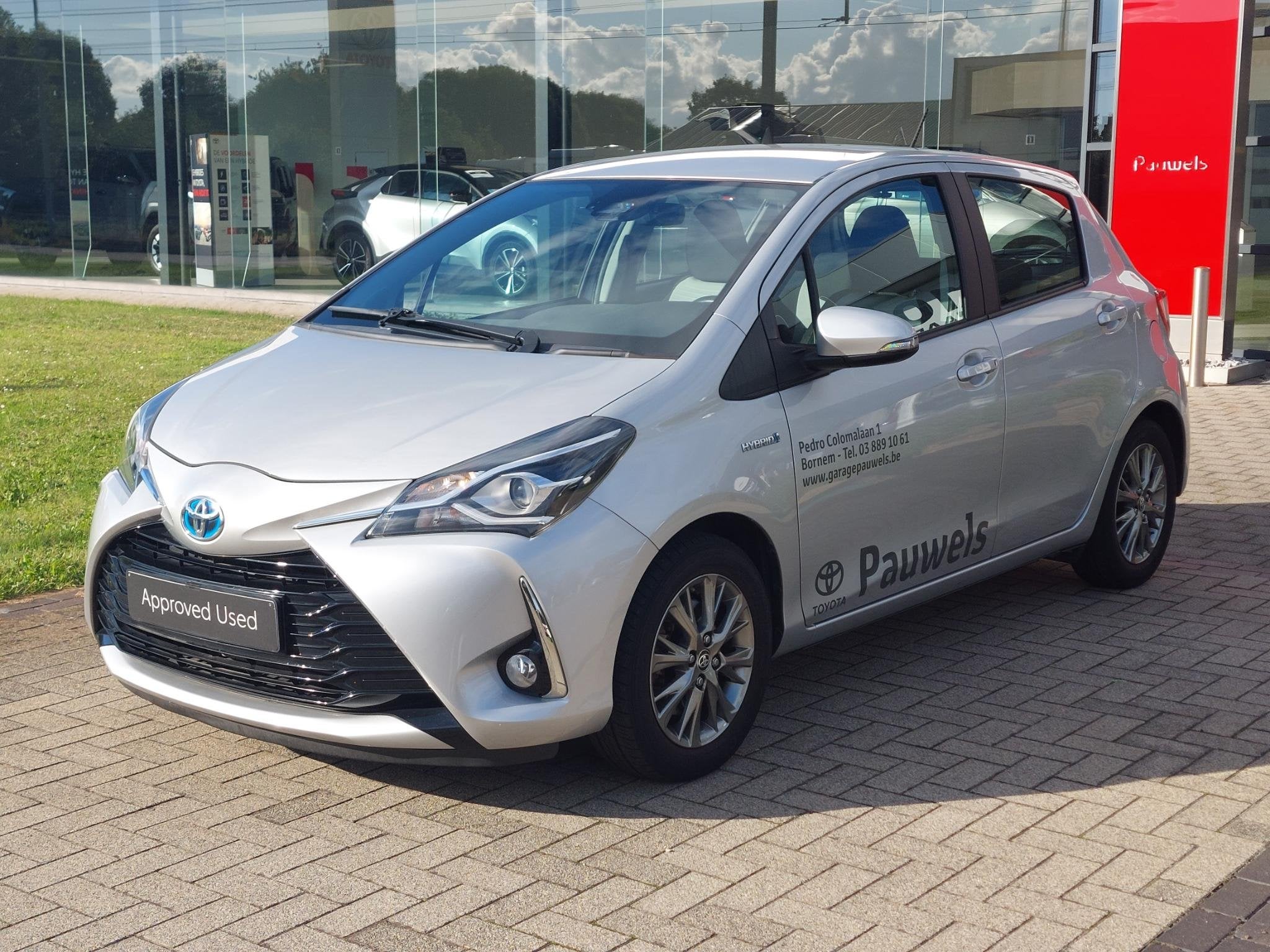 Toyota Yaris 1.5 Hybrid e-CVT Business Plus, Autos, 1160 kg, Achat, Euro 6, https://public.car-pass.be/vhr/f8b0782c-e2d2-4072-b7b0-6f143065276f