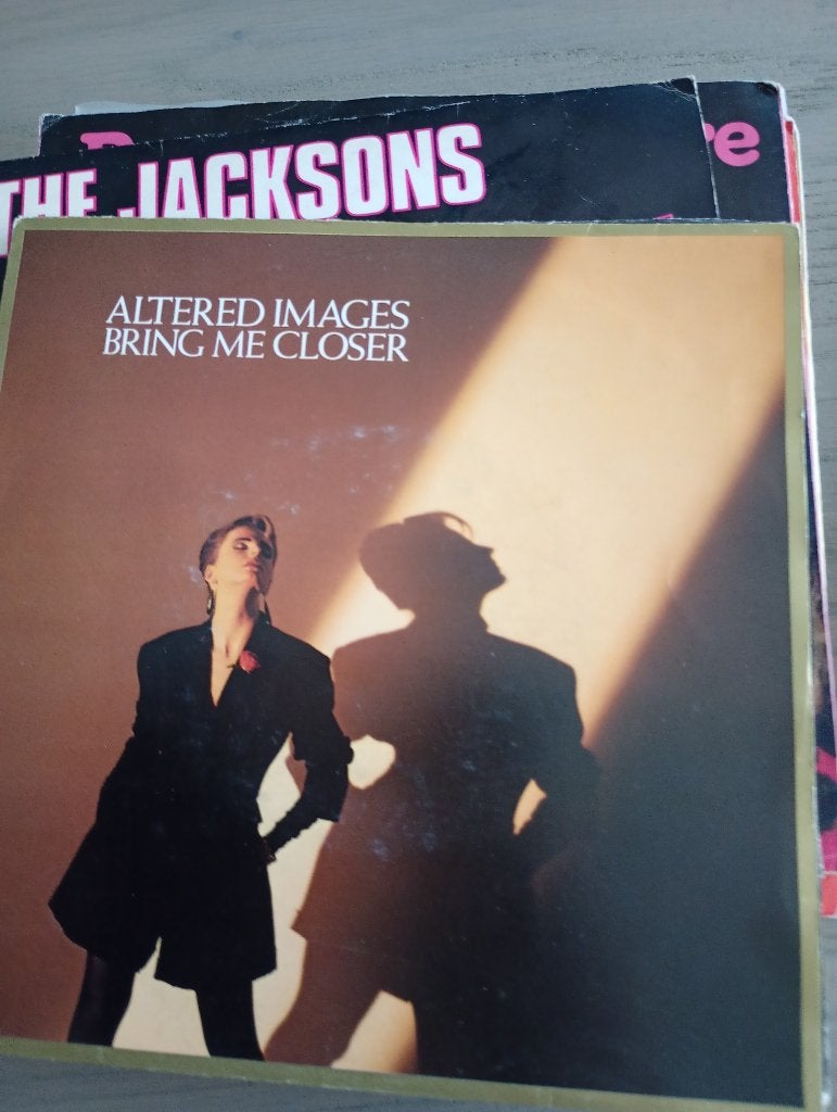 Altered Images - Bring me closer, Enlèvement ou Envoi, Pochette photo, 7 inch, Utilisé