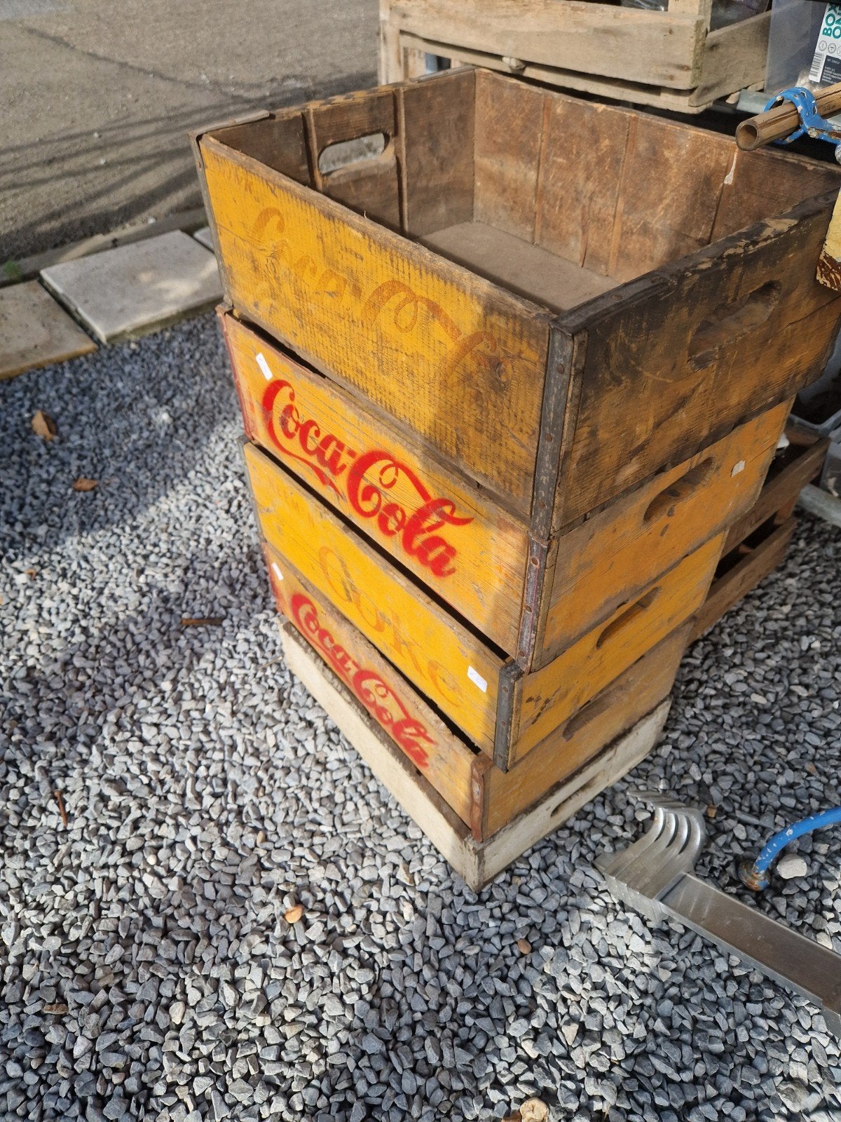 Anciens plateaux à coca cola en bois, 30€ l'unité, Enlèvement
