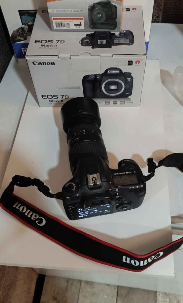 Canon 7d Mark II, Ophalen, Canon