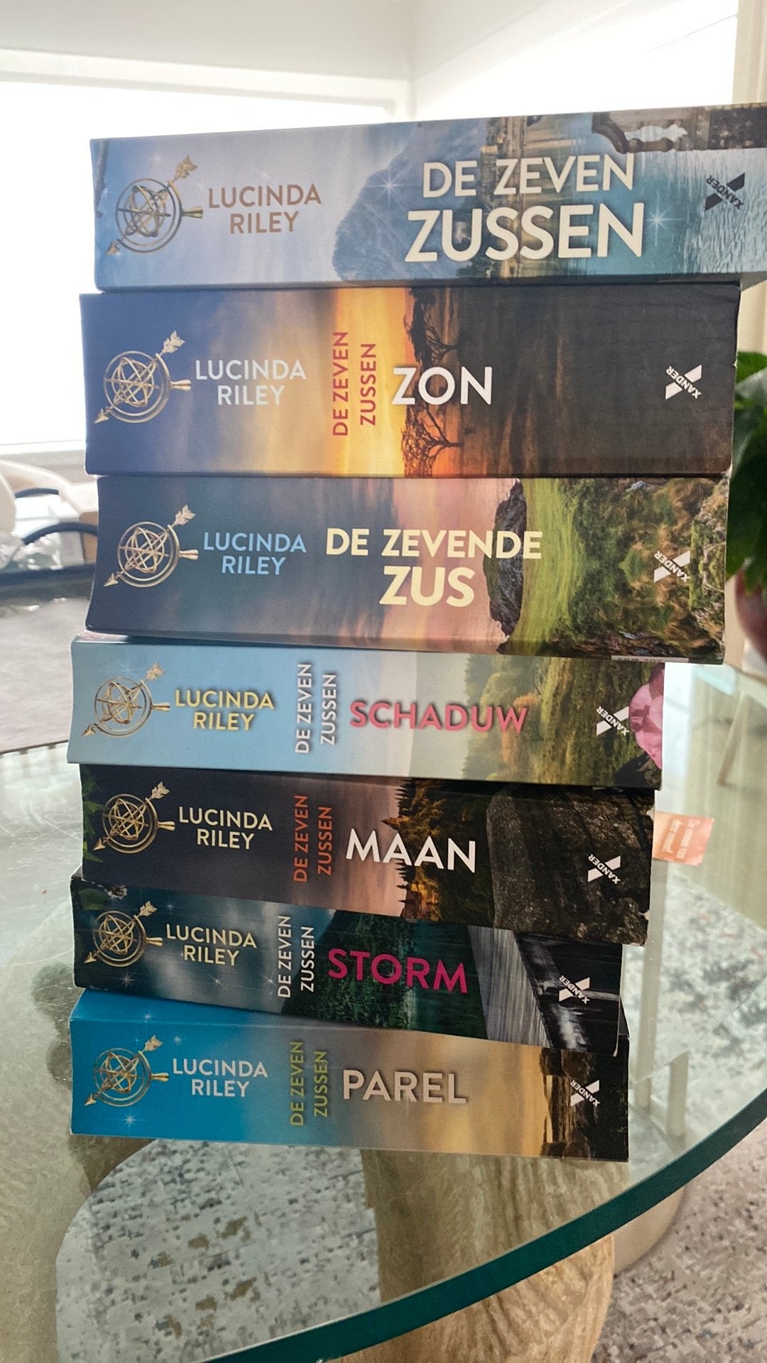 De zeven zussen. 7 boeken, Boeken, Ophalen, Zo goed als nieuw