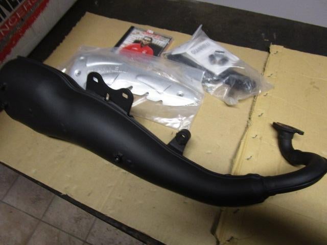 Nieuwe Giannelli Genetic uitlaat Aprilia SR50 vanaf 1994, Ophalen of Verzenden, Nieuw, Uitlaat, Aprilia