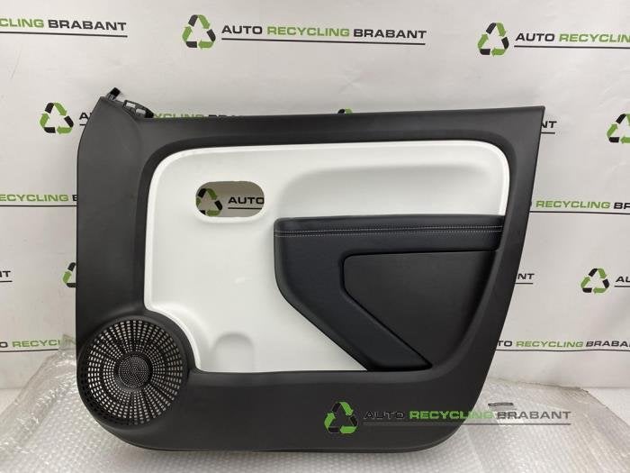 Revêtement portière 4portes avant droite d'un Renault Twin, -, 3 mois de garantie, Utilisé, -