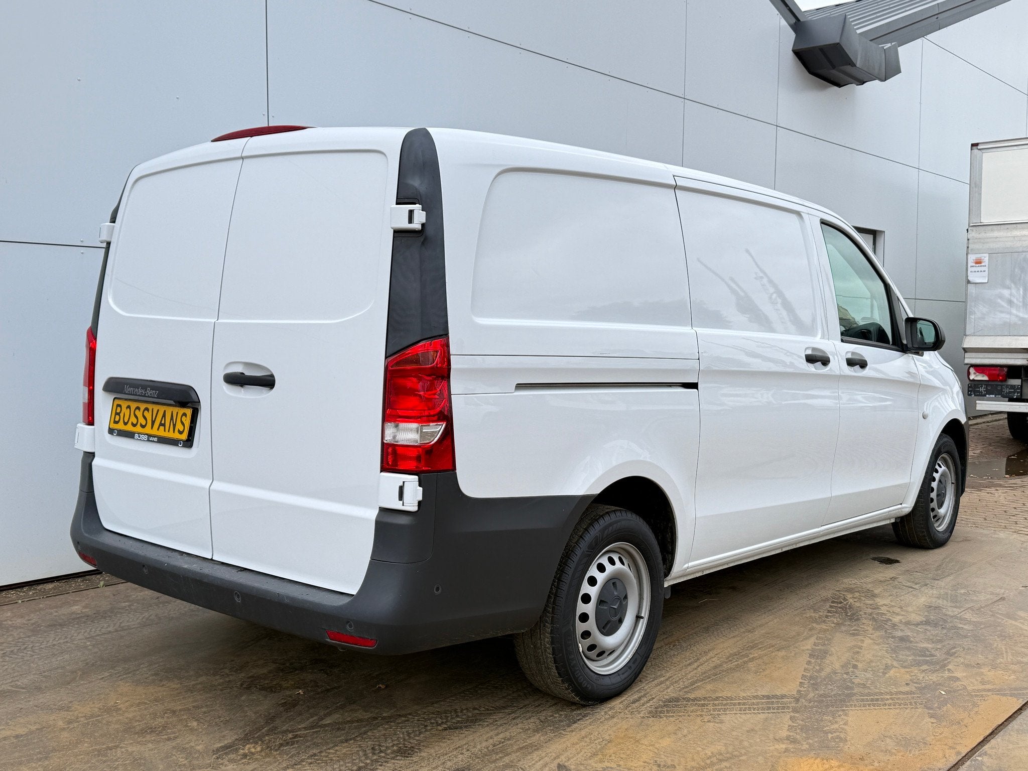 Mercedes Benz Vito 114 1.9 CDI L2H1 Dubbele schuif LED Clima, Auto's, 100 kW, Achterwielaandrijving, Gebruikt, Euro 6