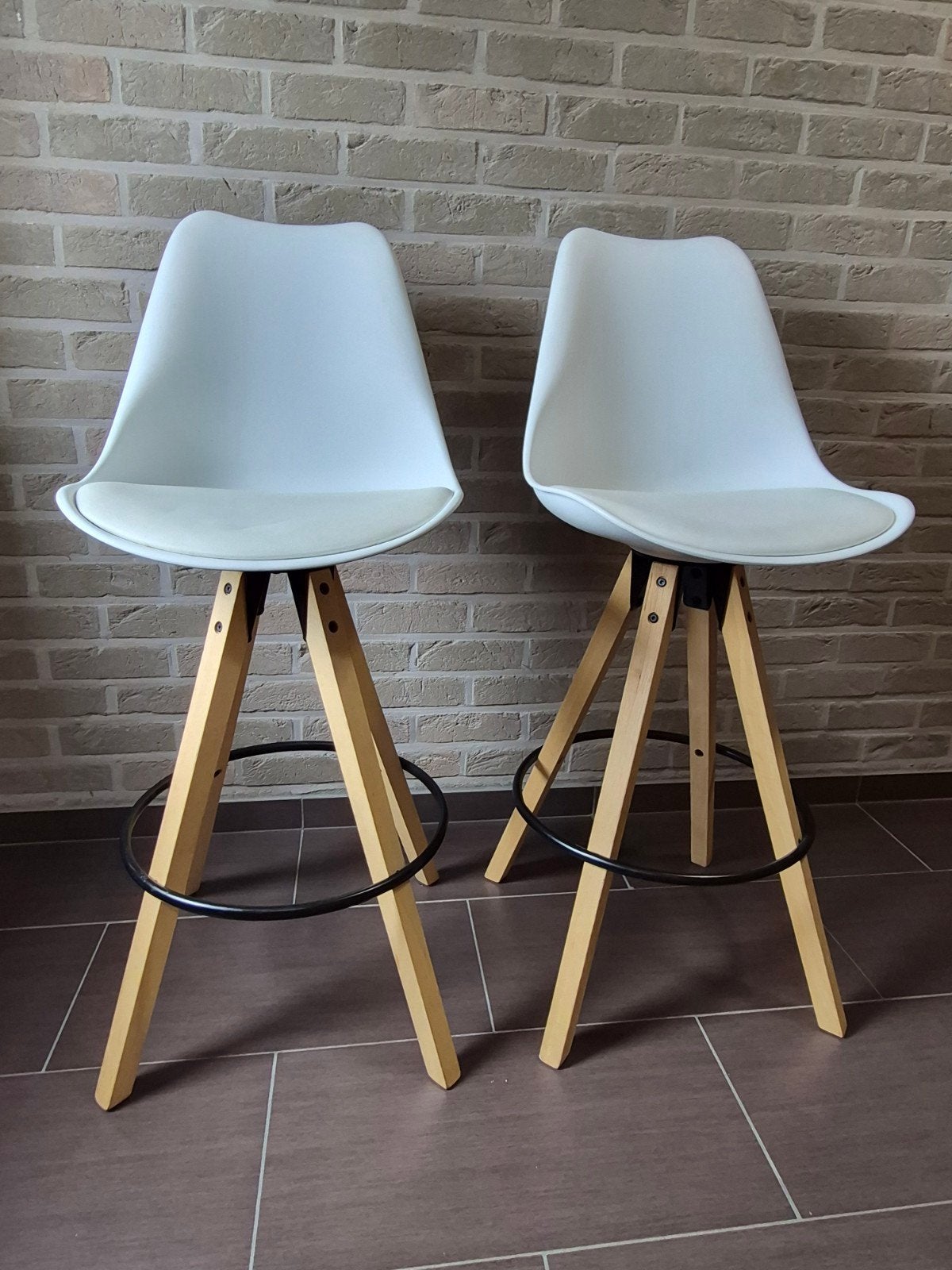 2 barkrukken, Bois, Avec repose-pieds, 2 tabourets, Enlèvement